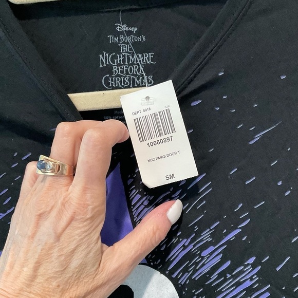 Disney Jack Skellington Nightmare Before Christmas Purple T-Shirt Small NEW - Picture 2 of 3